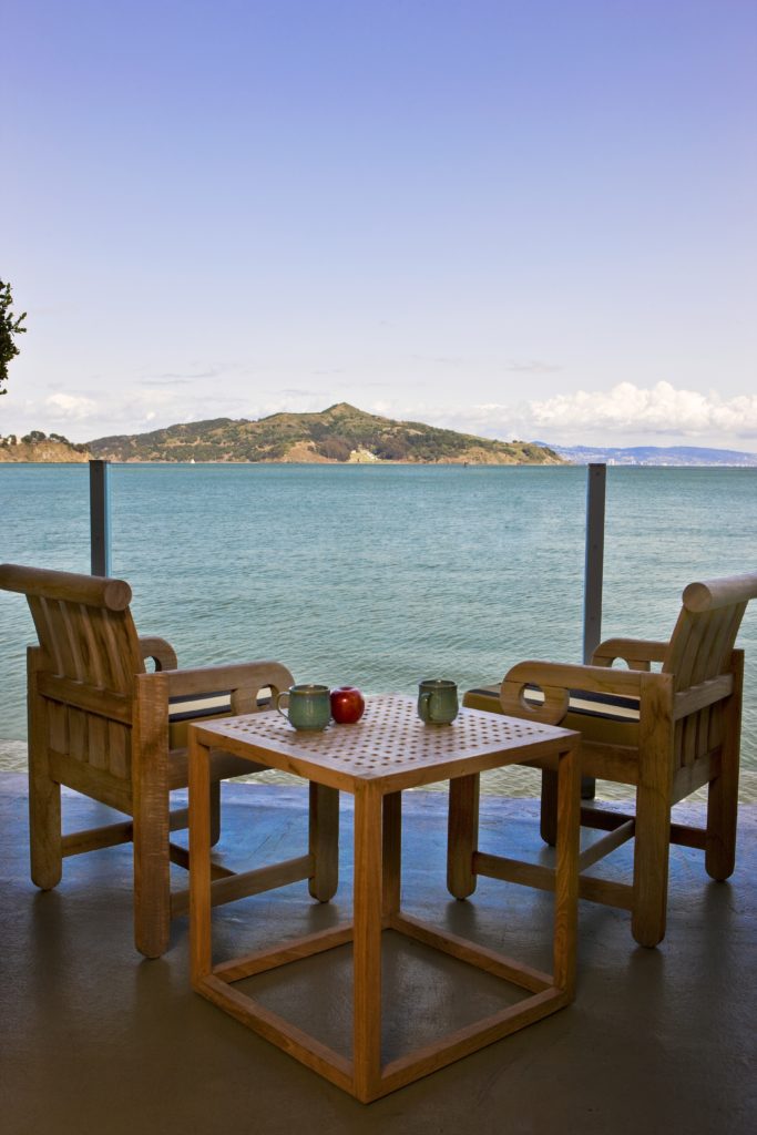Inn Above Tide